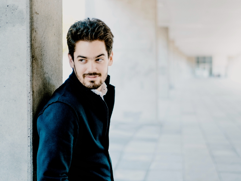 相逢新歡告別舊愛，同一舞台：夏尼與兩大樂團初夏巡禮在台灣